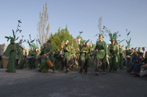 Samba band strong in green
